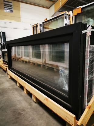 PVC KIEPRAAM ZWART 2000 x 700mm