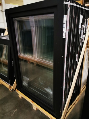 PVC DRAAI-KIEPRAAM 1 VLEUGEL ZWART 1000 x 1500mm RECHTS